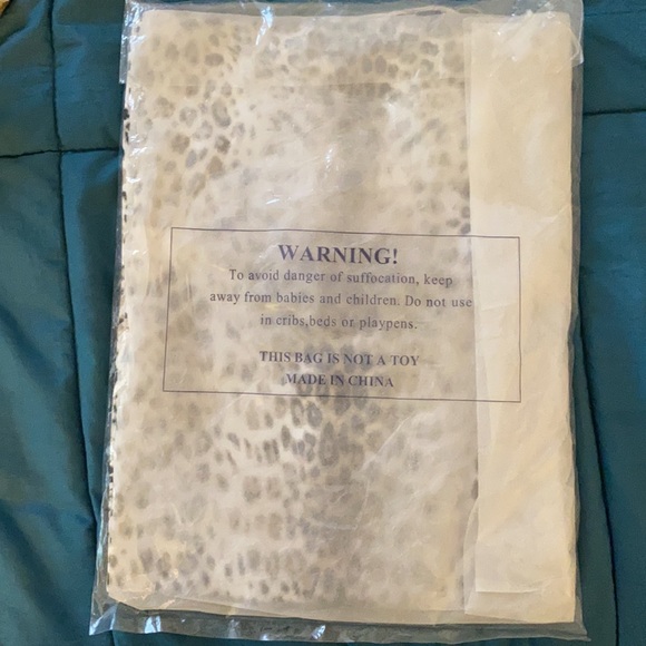 Cute 3/4 sleeve animal print shirt - Picture 6 of 6